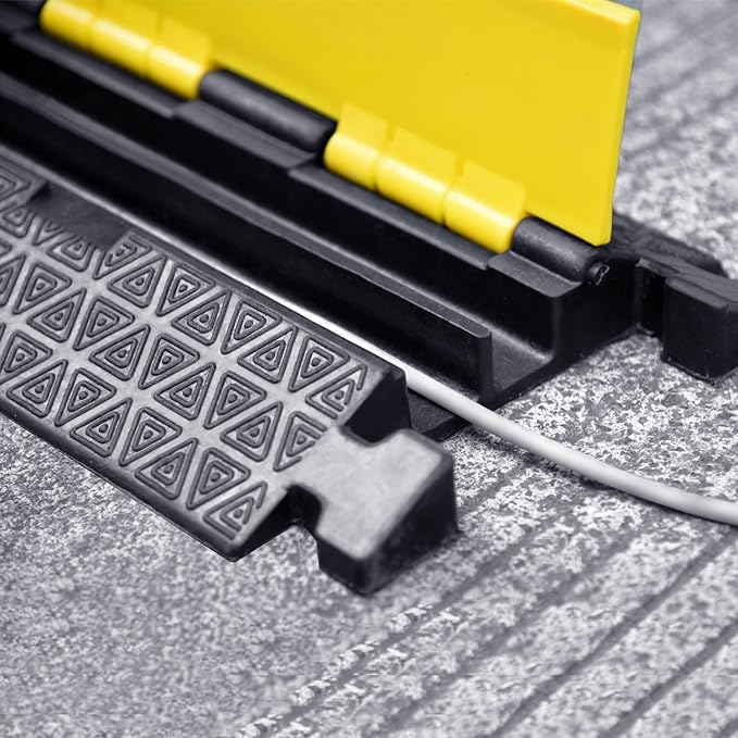 Heavy-Duty Rubber Cable Protector Ramp (4-Pack)