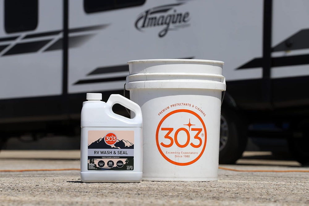 303 RV Wash & Seal - Clean, Streak-Free Finish, pH Neutral with High Foam...