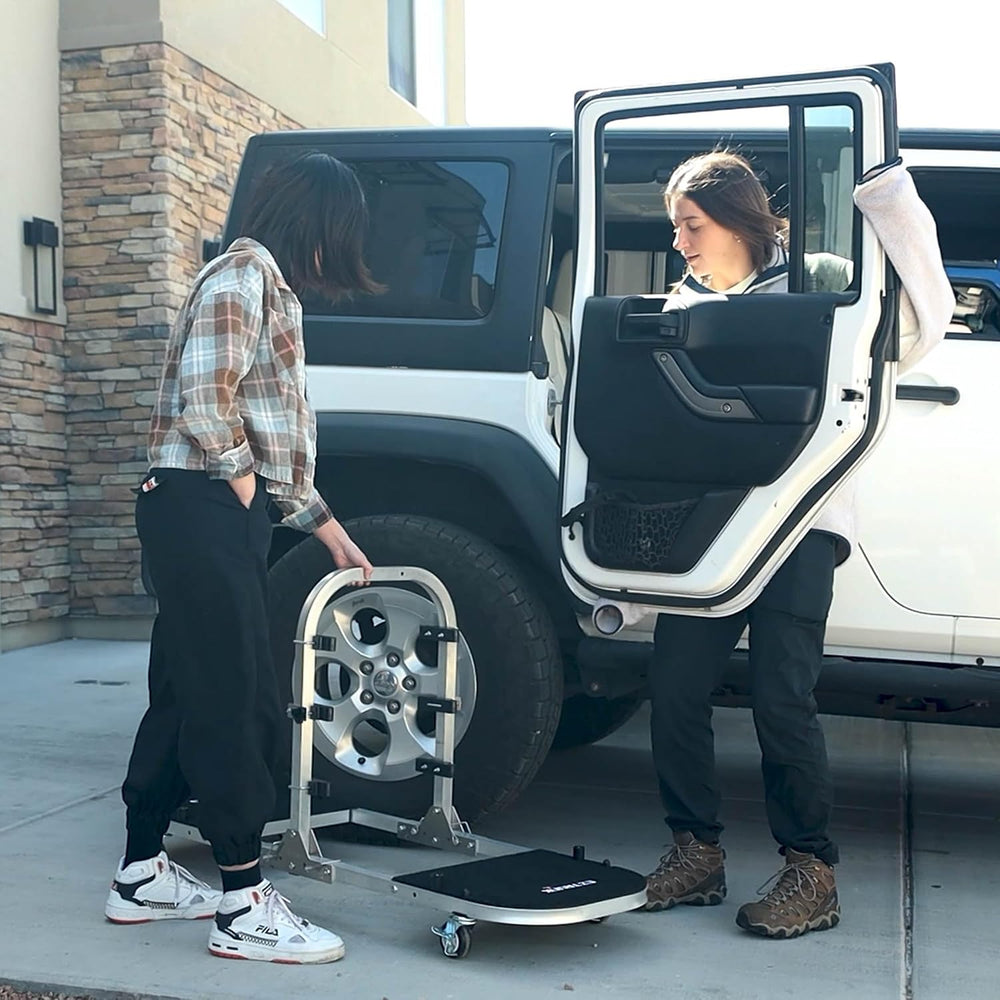 Does Your Cart Lock Doors Down? Avoid Costly Chips & Dents•Fully Carpeted...