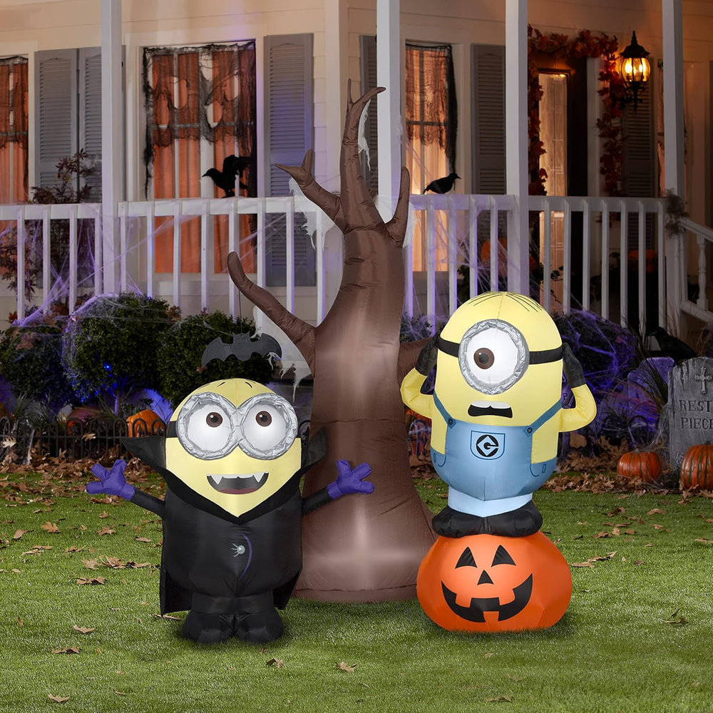 Gemmy Minions Halloween Inflatable Scene, 5.5 Ft Tall Lighted Universal Yard ...