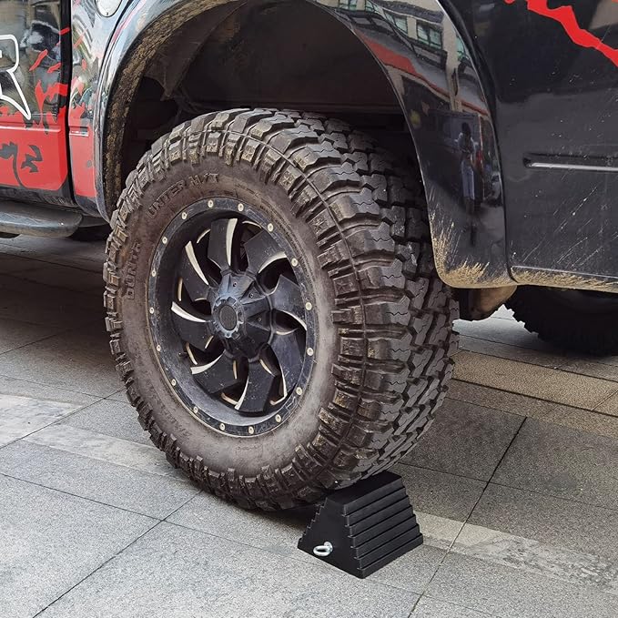 ROBLOCK 2 Pack Wheel Chocks Rubber Heavy Duty Black